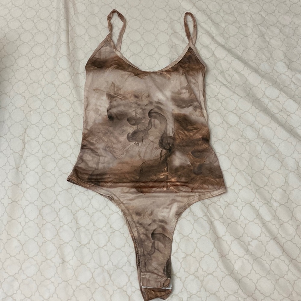PLT Beige Slinky Smoke Printed Bodysuit